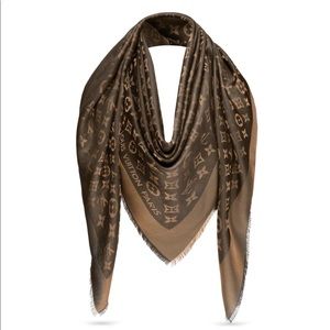 Louis Vuitton Shine Shawl